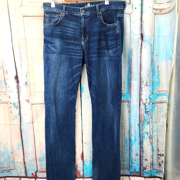 7 for All Mankind Carsen Straight Leg Jeans - Picture 1 of 8